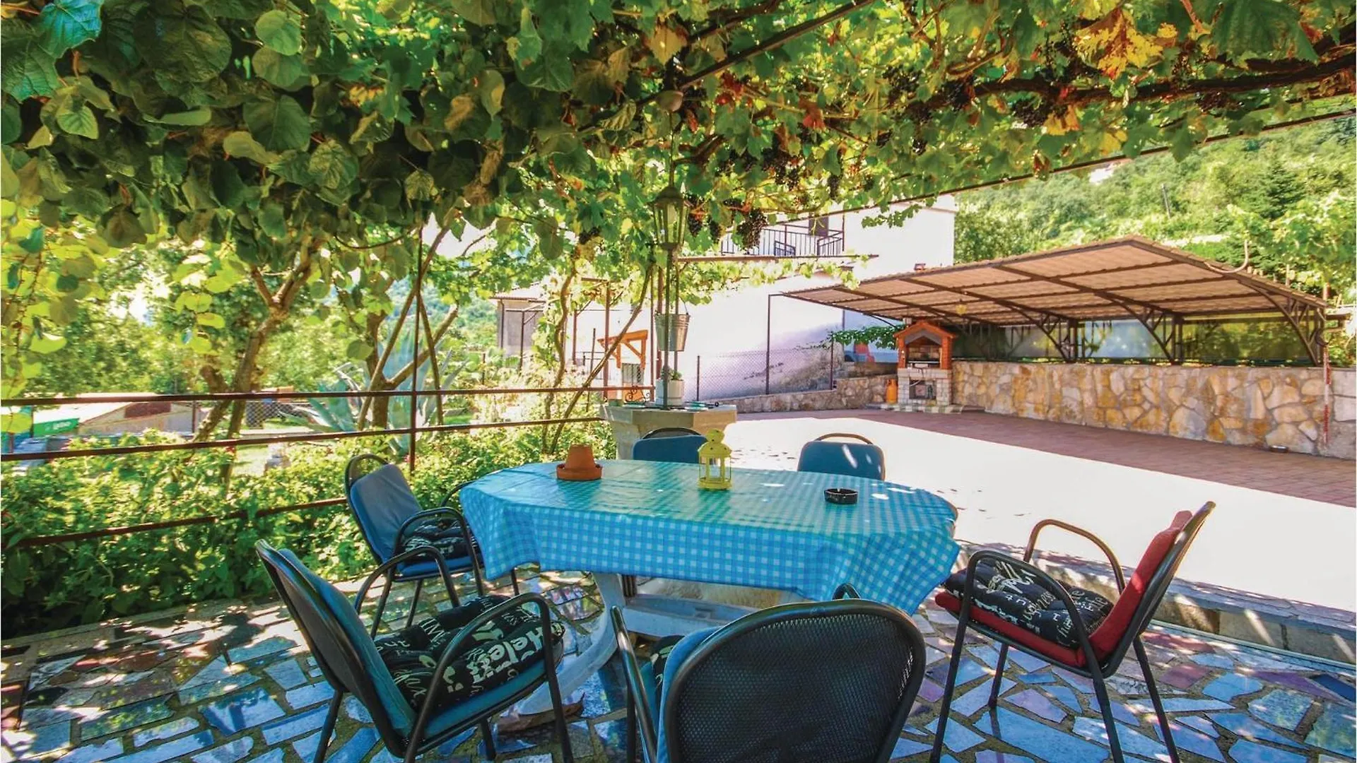 Awesome Apartment In Lovran With House Sea View